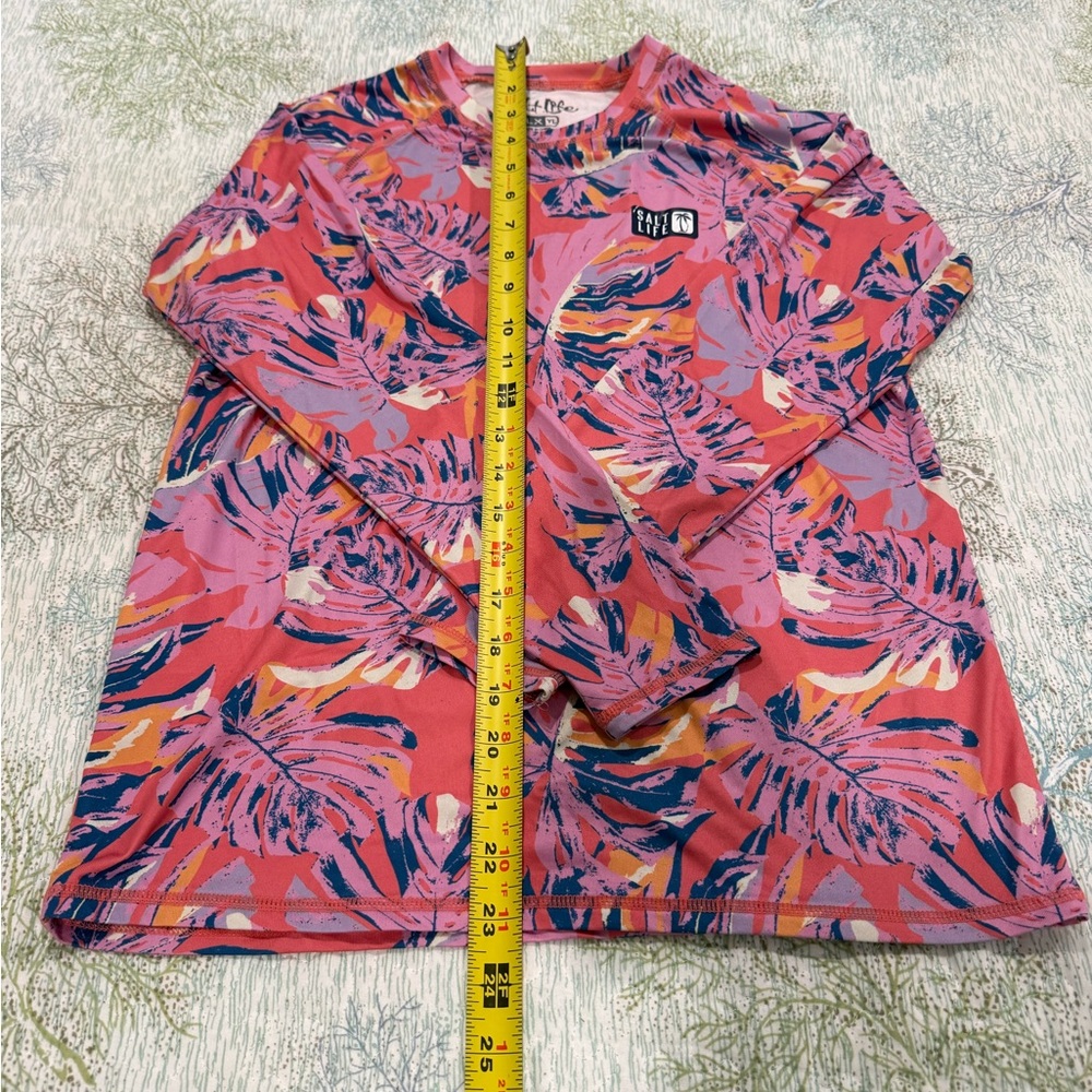 Salt Life Palm Print Rash Guard Guard - Picture 4 of 6